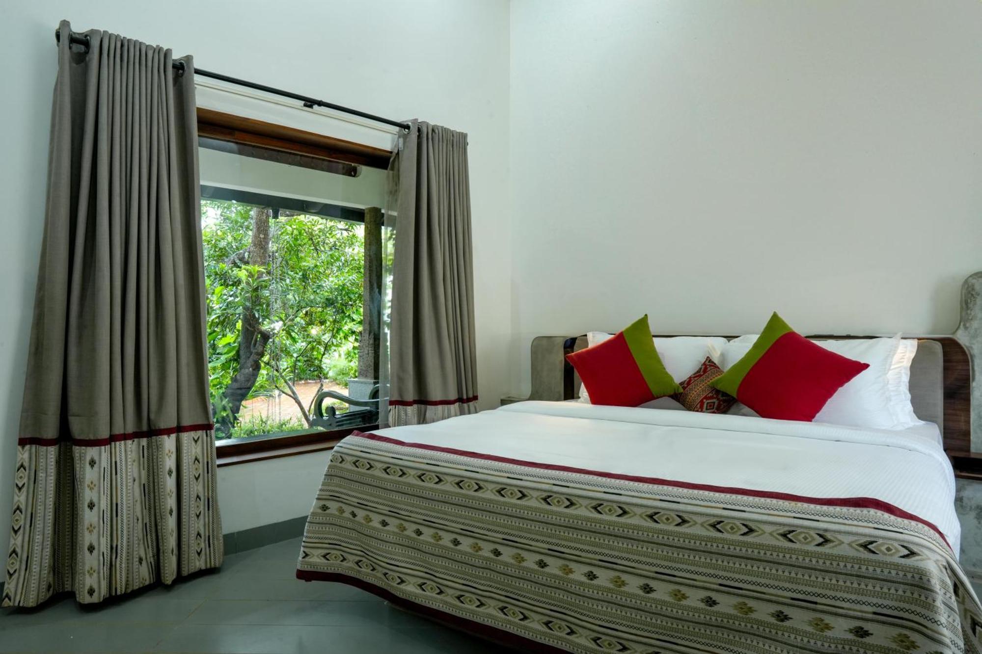 Vedic Village Retreat Kodungallur Kochi Room photo
