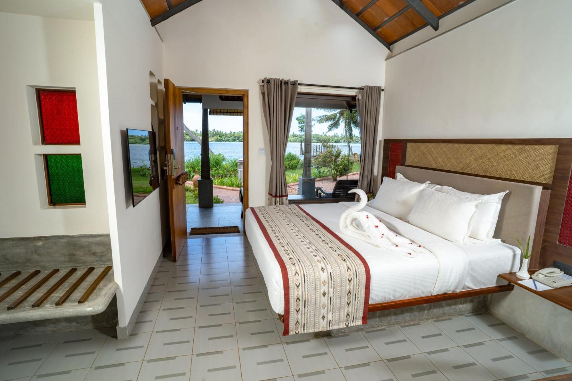 Vedic Village Retreat Kodungallur Kochi Exterior photo