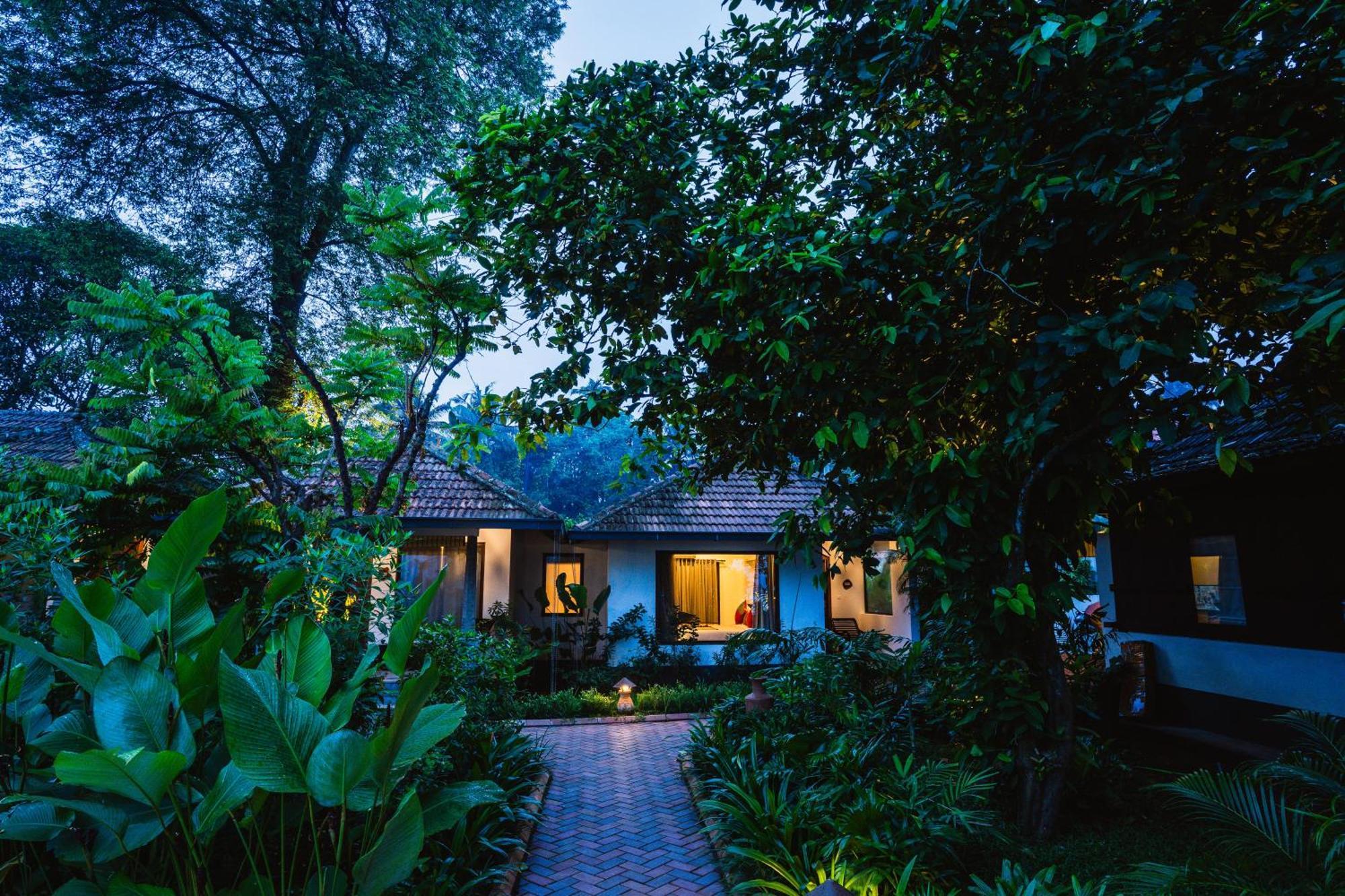 Vedic Village Retreat Kodungallur Kochi Exterior photo
