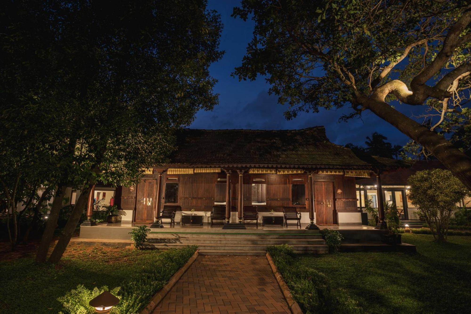 Vedic Village Retreat Kodungallur Kochi Exterior photo